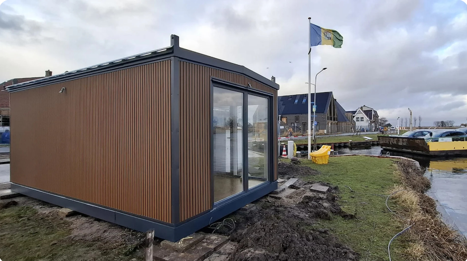 Foto: ponthuis akerlsoot.jpg